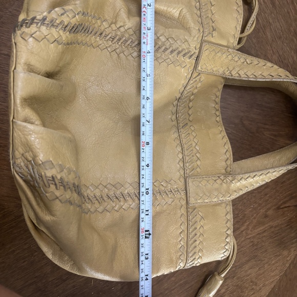 Leather bucket bag - Picture 4 of 5